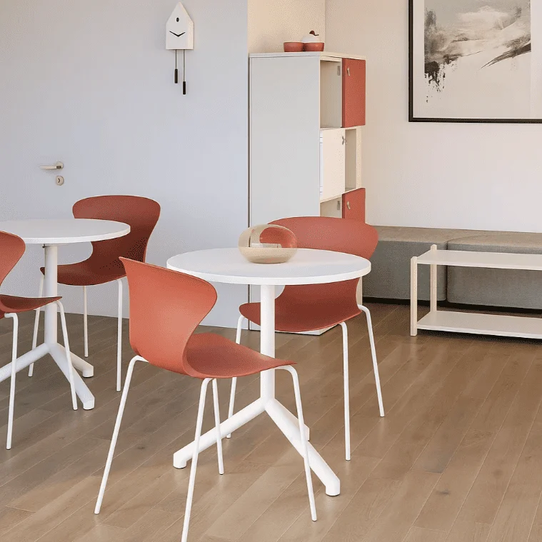 Chaise 4 pieds | IRA