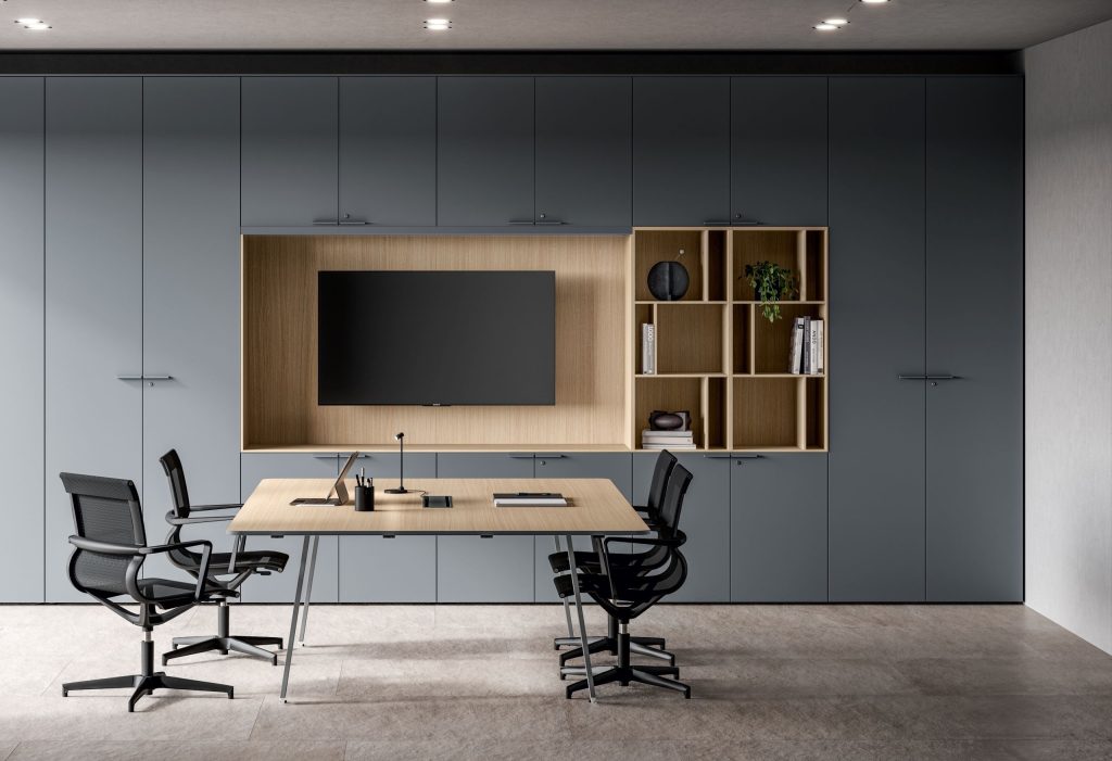 Armoires avec étagères et portes battantes | ABA