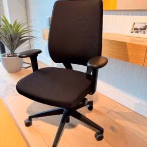 Interstuhl Joyce JC1N1 black ergonomic office chair