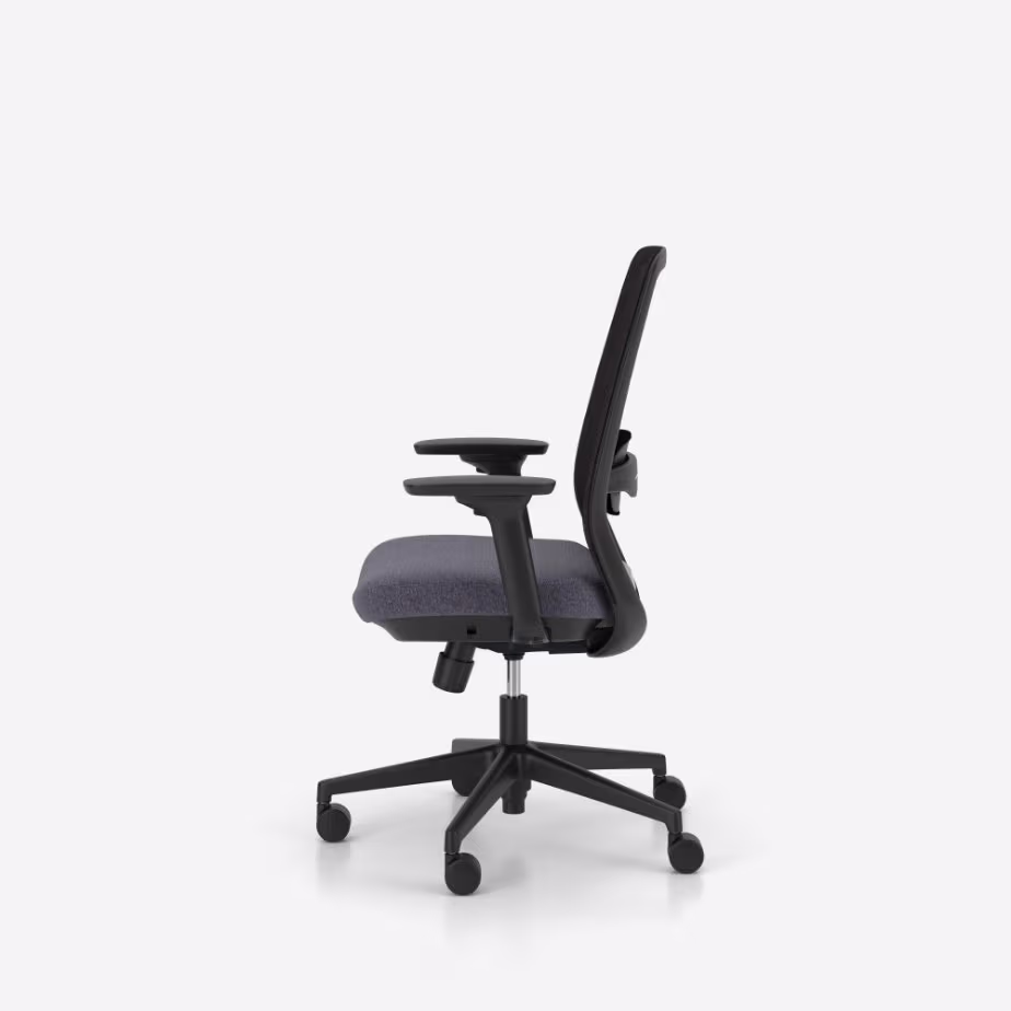 Chaise de bureau ergonomique Elovie Nowy Styl, assise grise, vue de profil